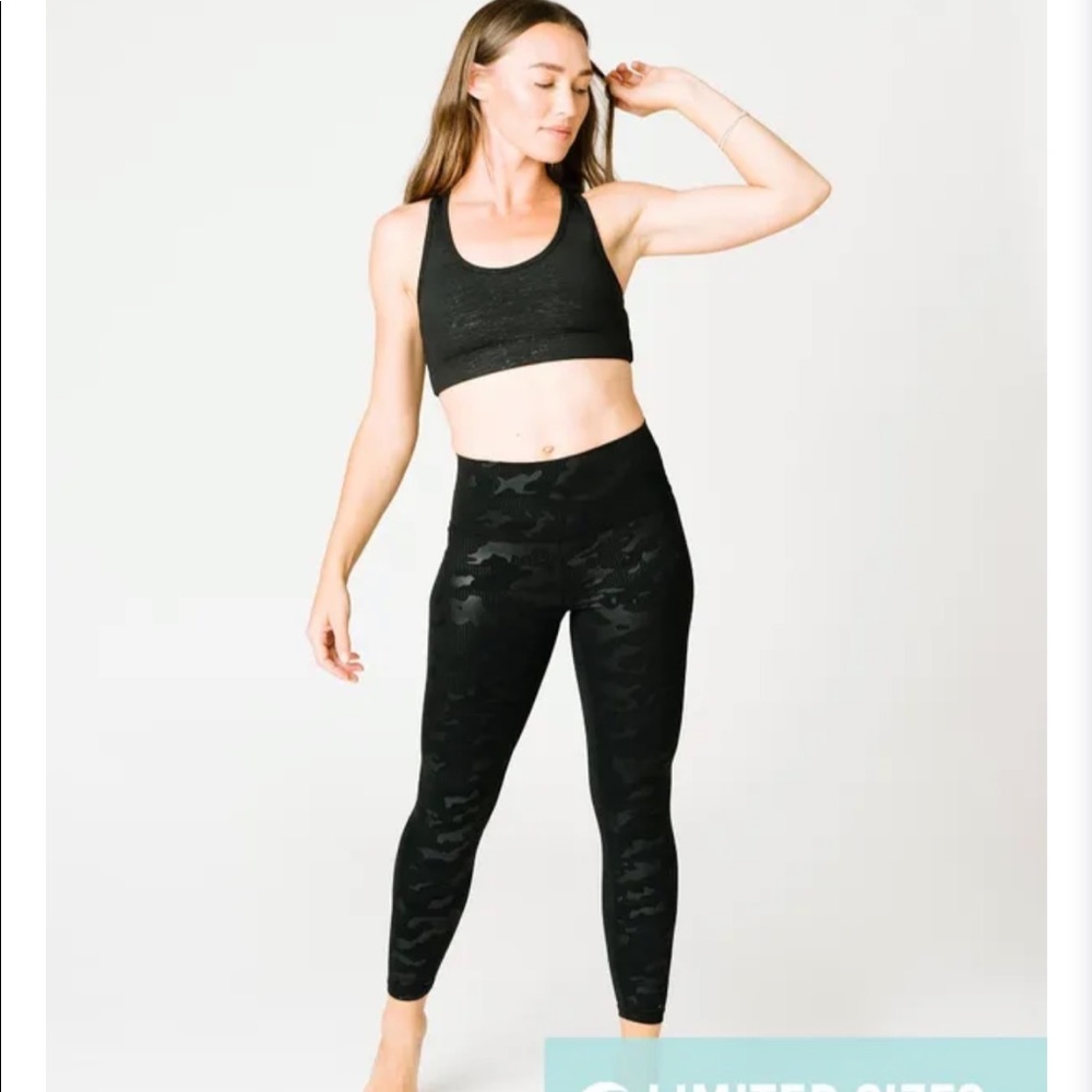 Zyia battleship camo luxe leggings
